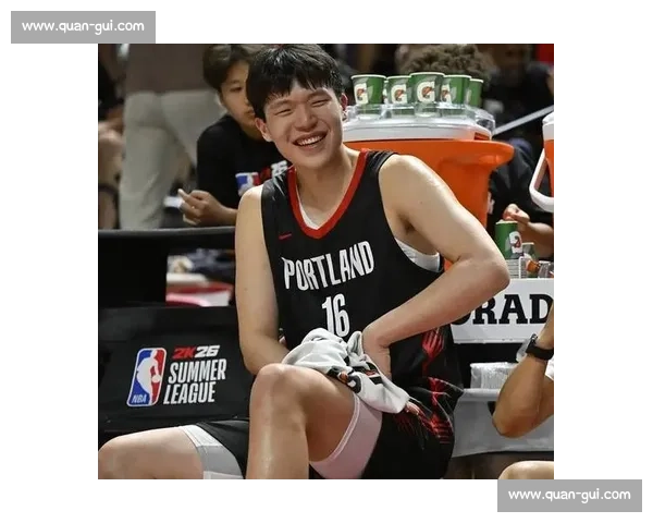 5 分钟 2 分 1 板 + 被隔扣:杨瀚森的 NBA 第一课,麦丹一句话道破残酷 5 分钟 2 分 1 板 + 被隔扣:杨瀚森的 NBA 第一课,麦丹一句话道破残酷