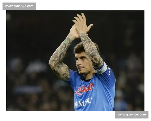 前裁判痛批 VAR 失灵：迪洛伦佐主动找接触，那不勒斯点球该取消